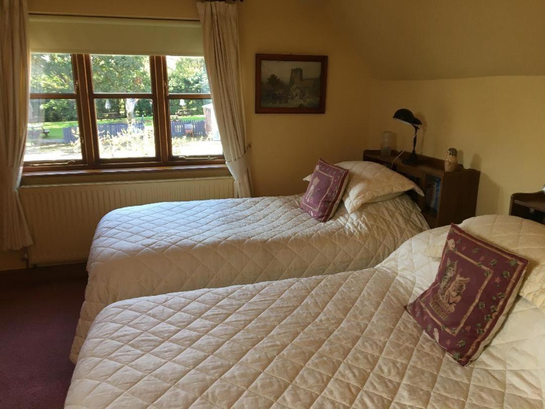 Castle Farmhouse Bed And Breakfast Glenfield Ngoại thất bức ảnh
